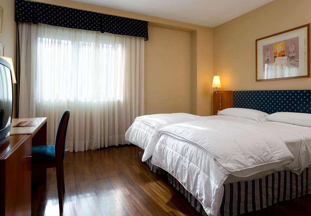 Nh Sport Otel Zaragoza Oda fotoğraf