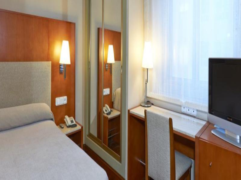 Nh Sport Otel Zaragoza Dış mekan fotoğraf