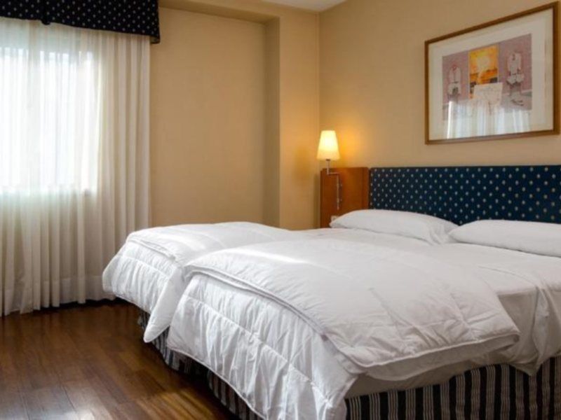 Nh Sport Otel Zaragoza Dış mekan fotoğraf