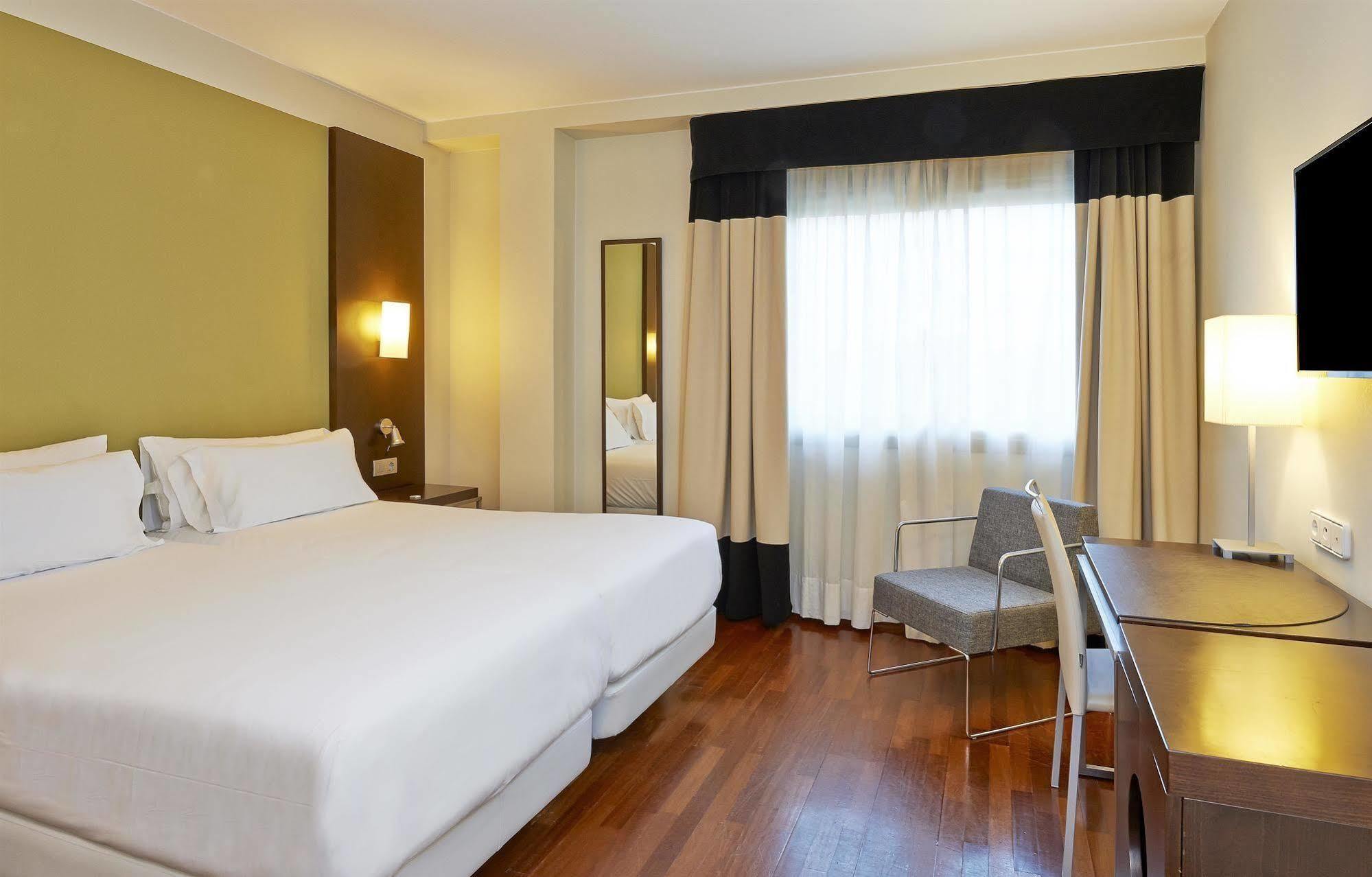 Nh Sport Otel Zaragoza Dış mekan fotoğraf